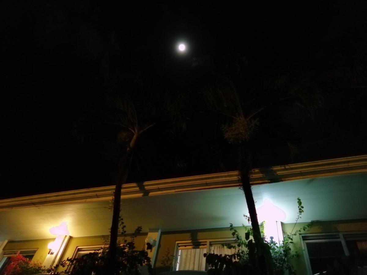 Hotel Malinche Quepos Bagian luar foto