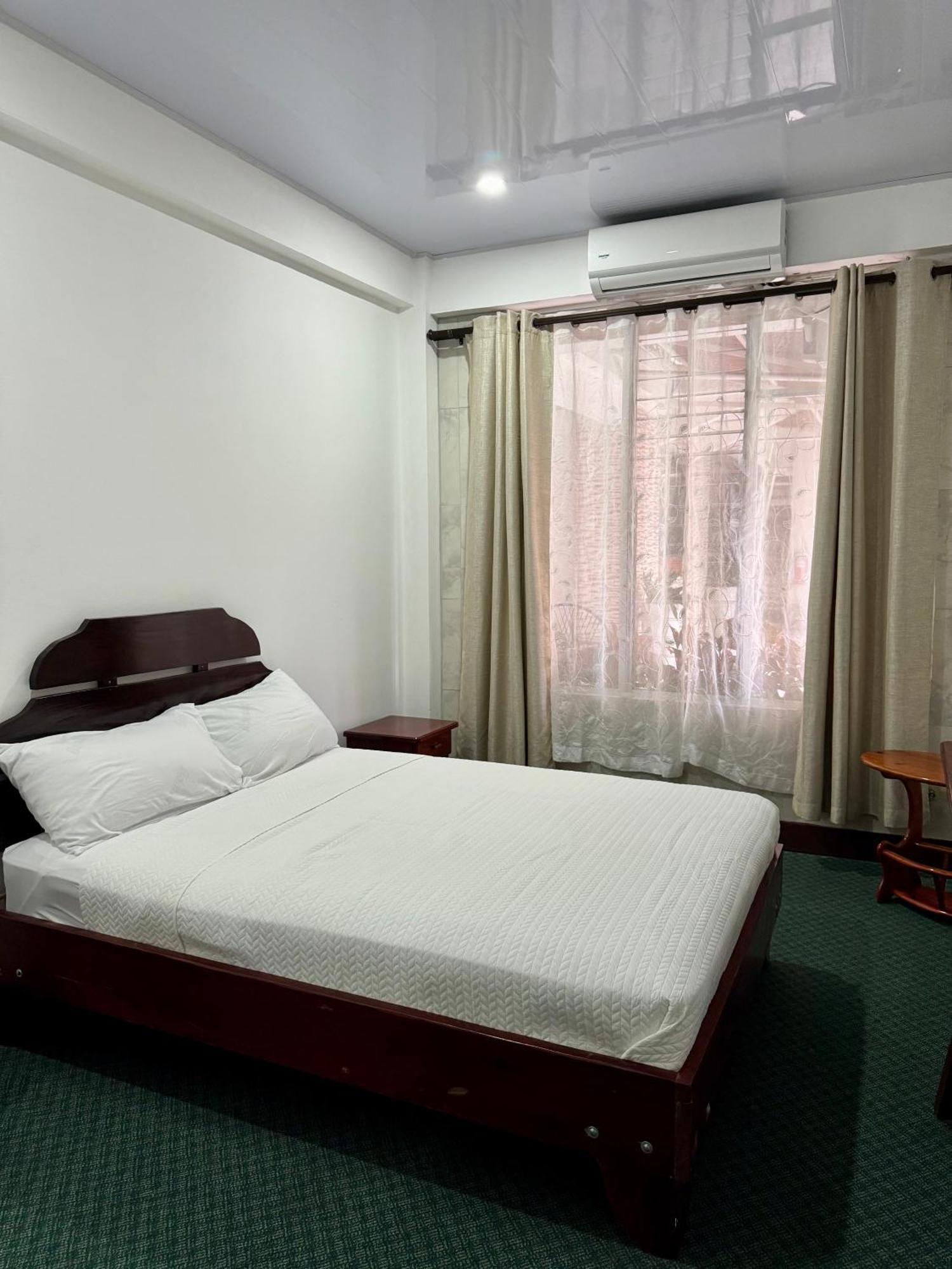 Hotel Malinche Quepos Bagian luar foto