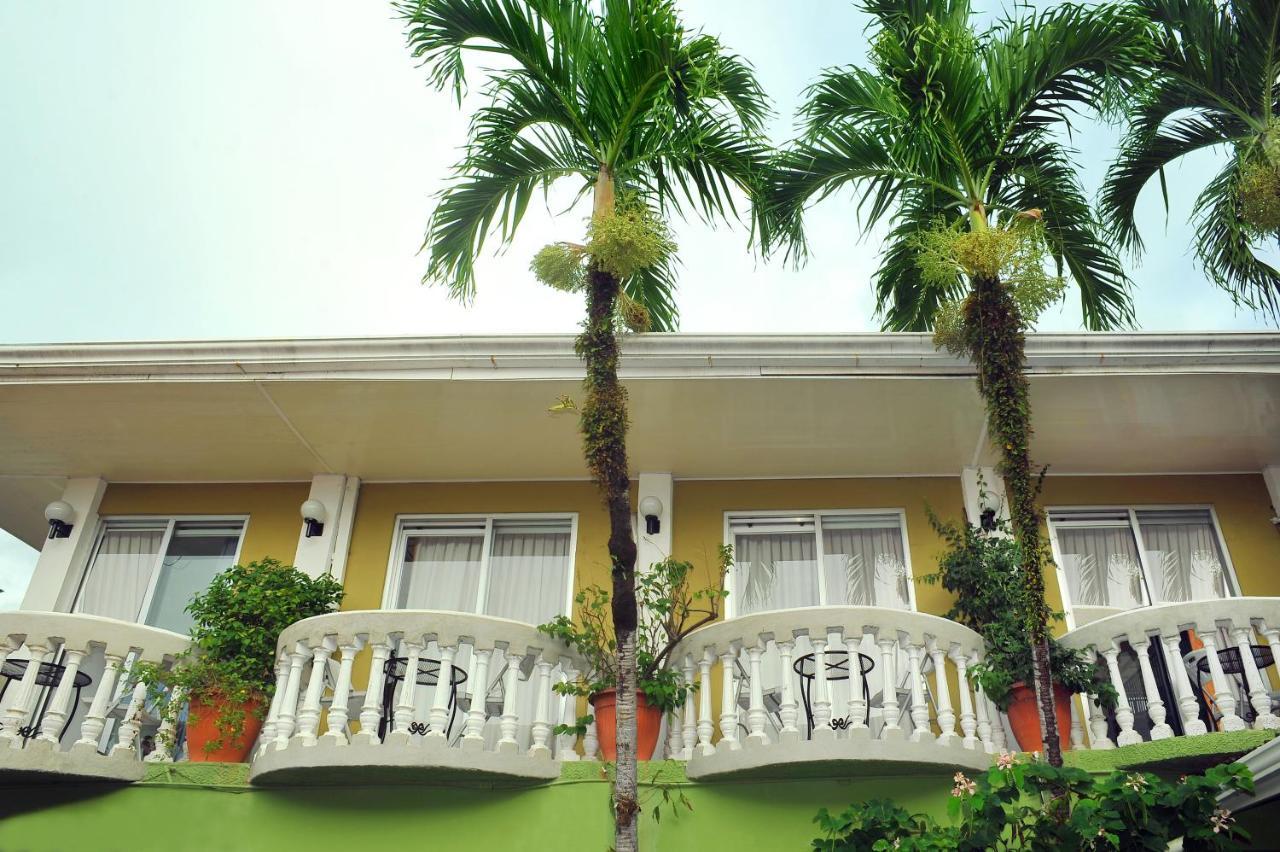 Hotel Malinche Quepos Bagian luar foto